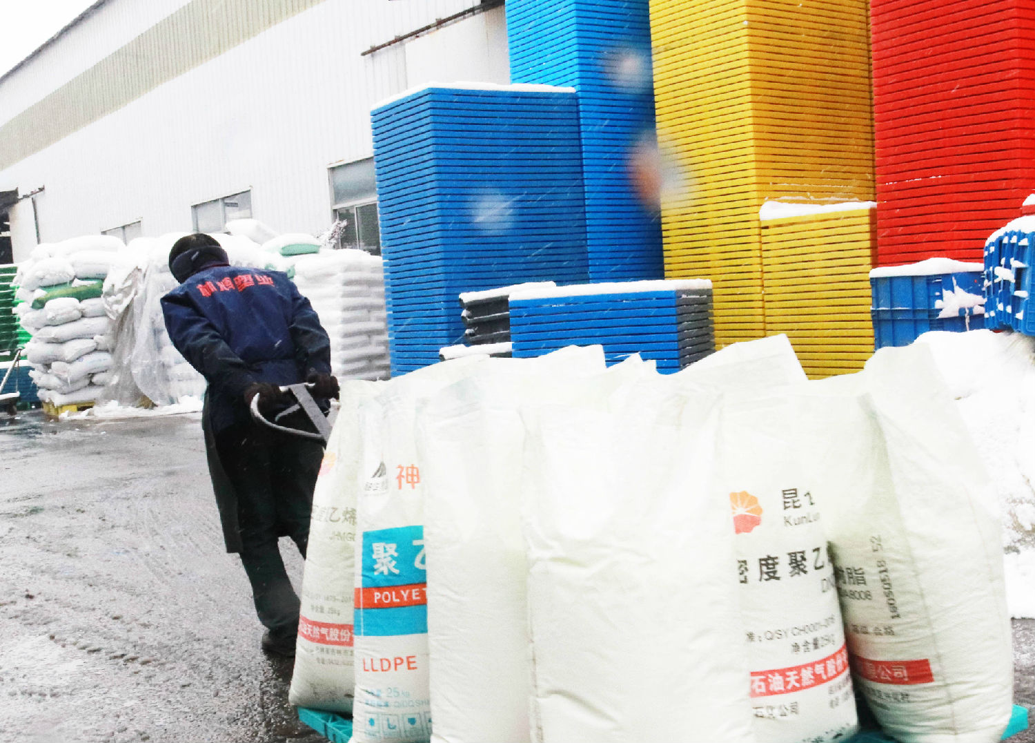 瑞雪兆豐年，2018你的年貨在路上...