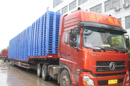 林輝塑業(yè)給您帶來高溫預(yù)警，本周高氣溫都在30°C+
